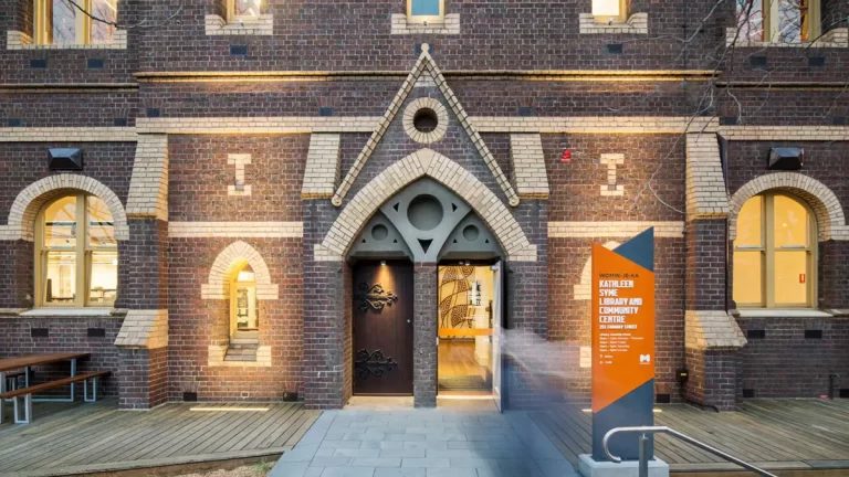 Kathleen Syme Library